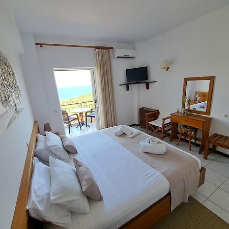 75 Steps Apartments Mesongí Екстериор снимка